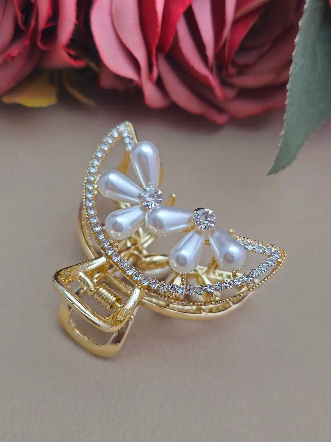 Floral Diamond Clutcher