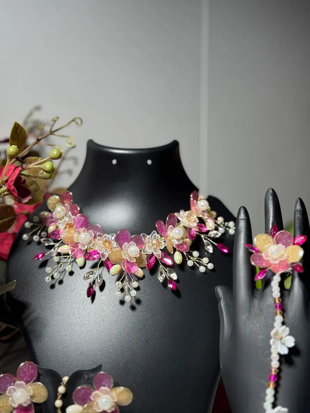 Deep Blush@Full Necklace