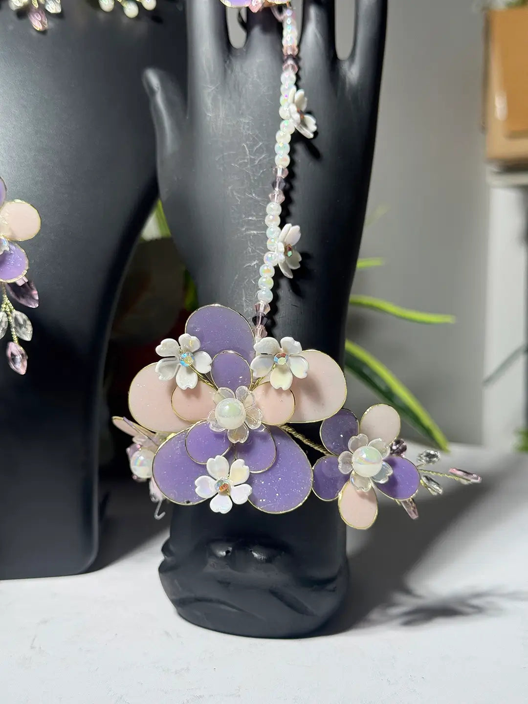 Antique White@Full Necklace