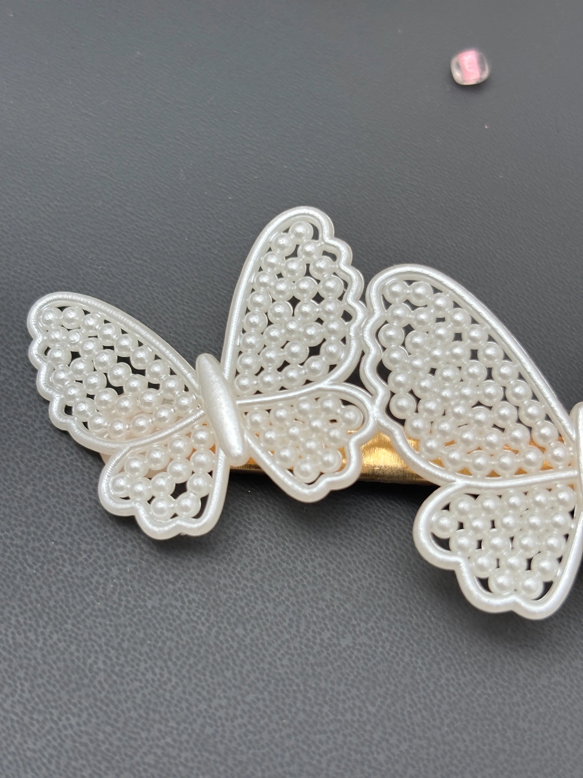 Pearl Whimsy Hair Clip