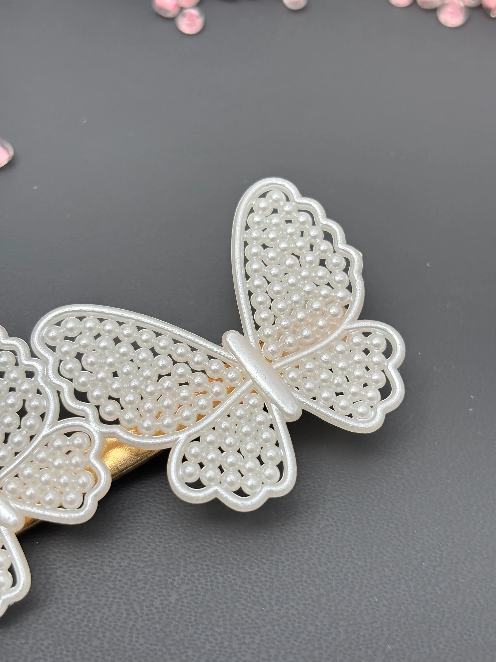 Pearl Whimsy Hair Clip