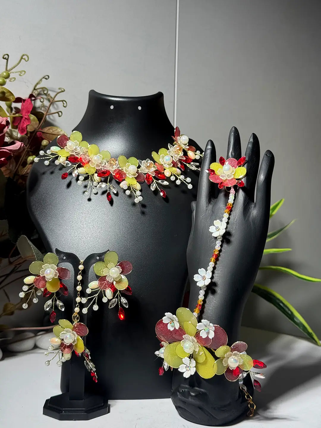 Golden@full Necklace