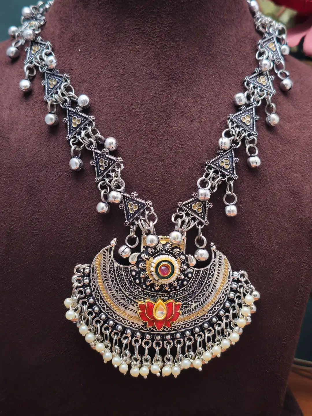 Lotus Pearl Oxidised long Set