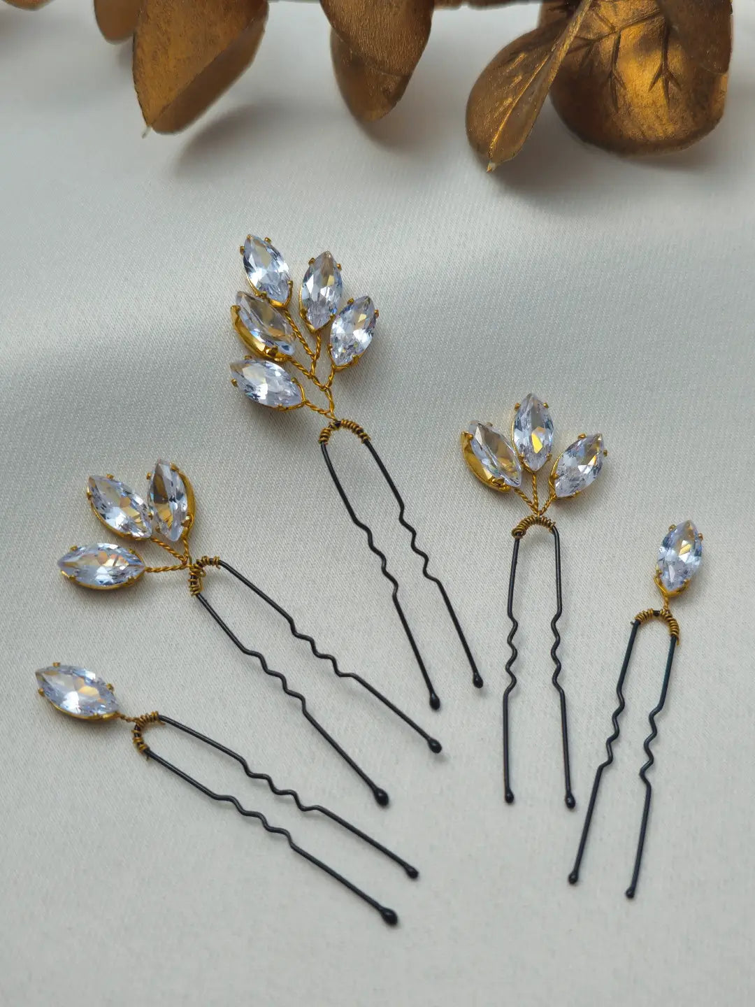 Set of 5 pins