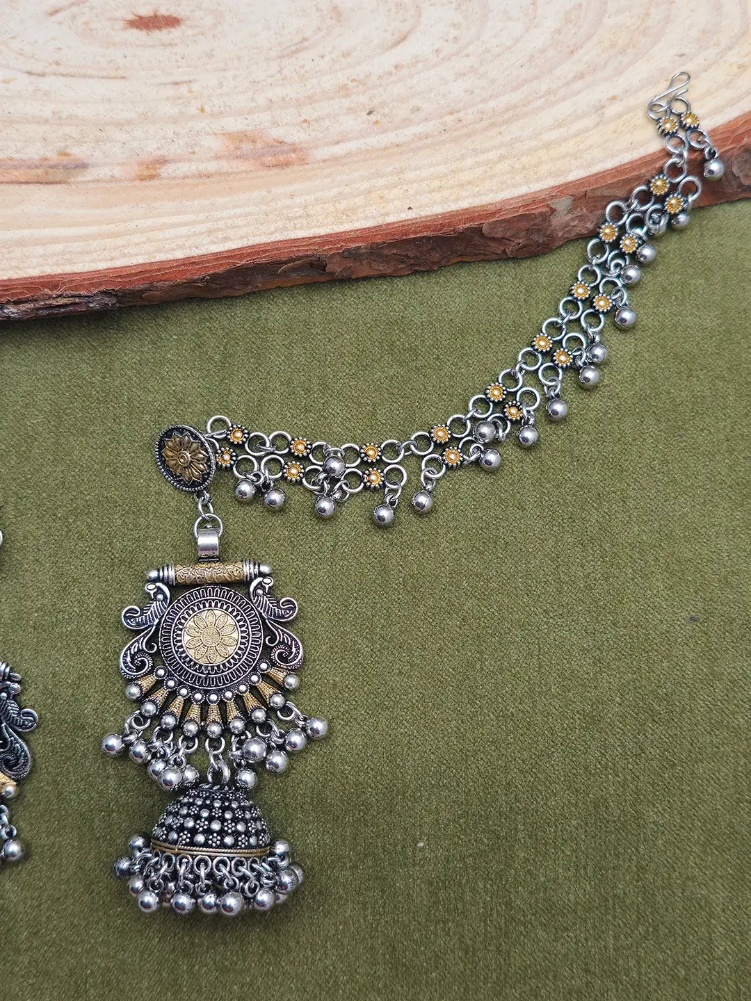 Silver-gold
