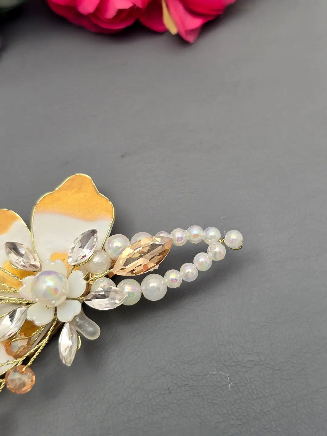  Pale Orange
