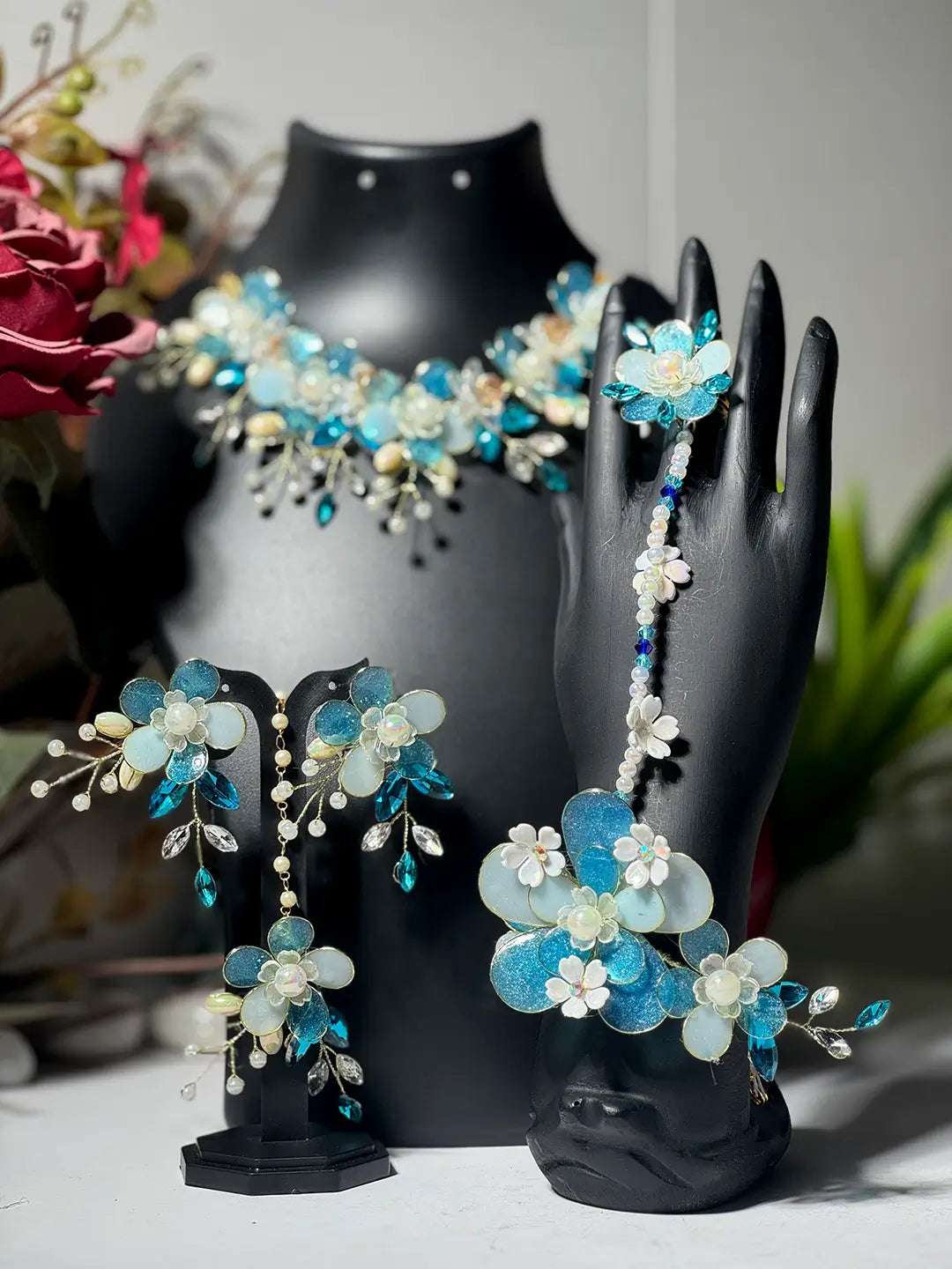 Chathams Blue@Full Necklace