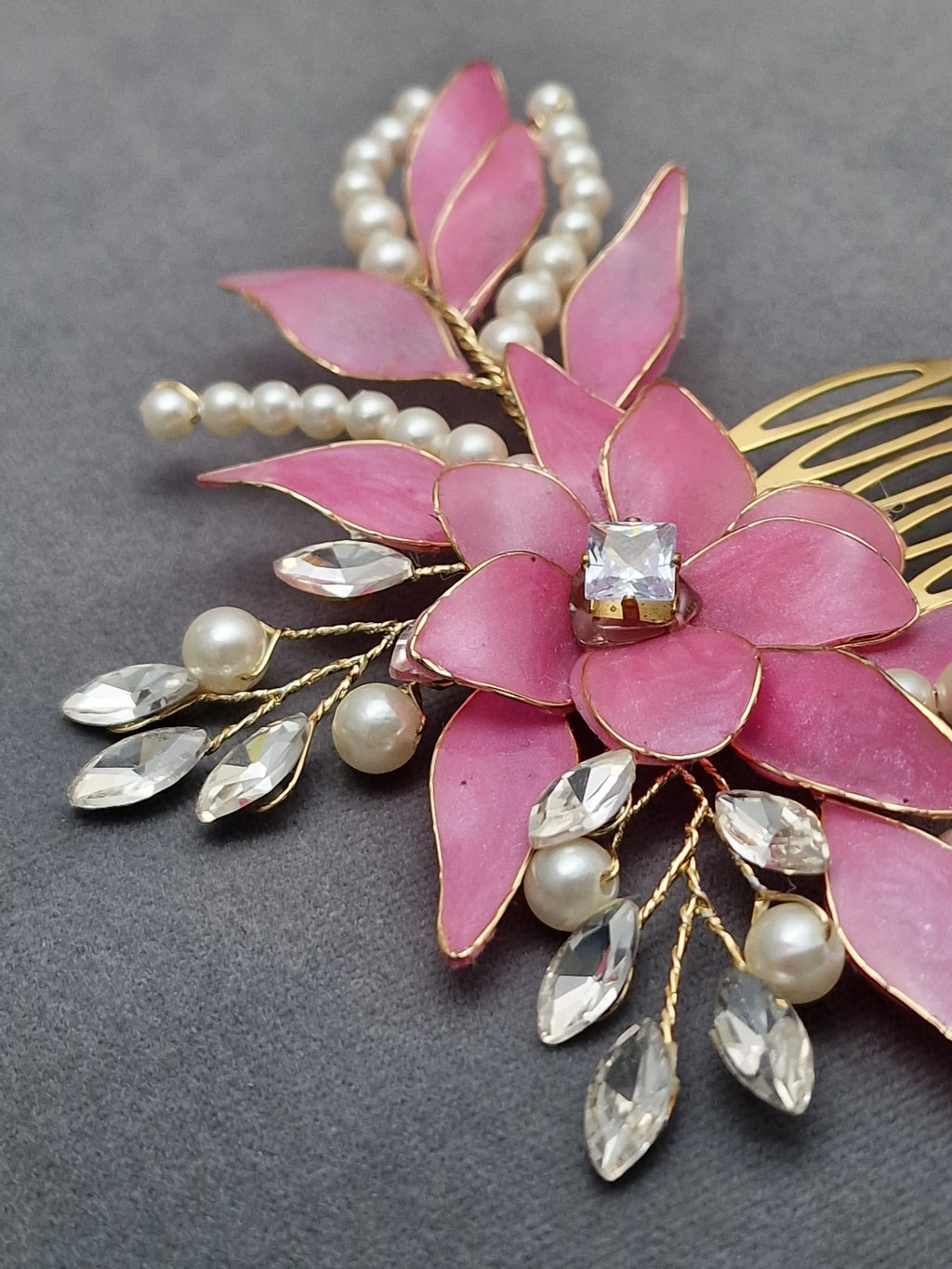 Leaf Shape And Marquise Hair Comb