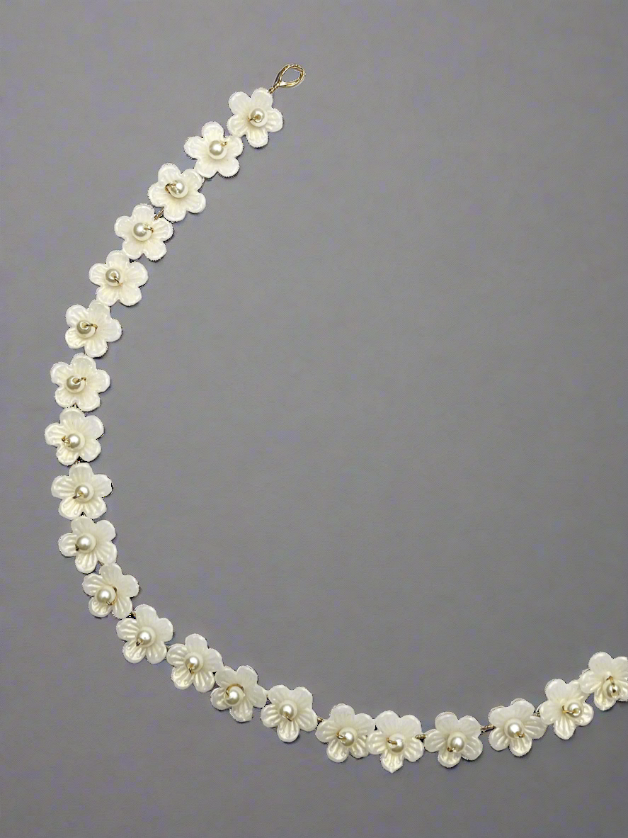 White Flower Hair Vine